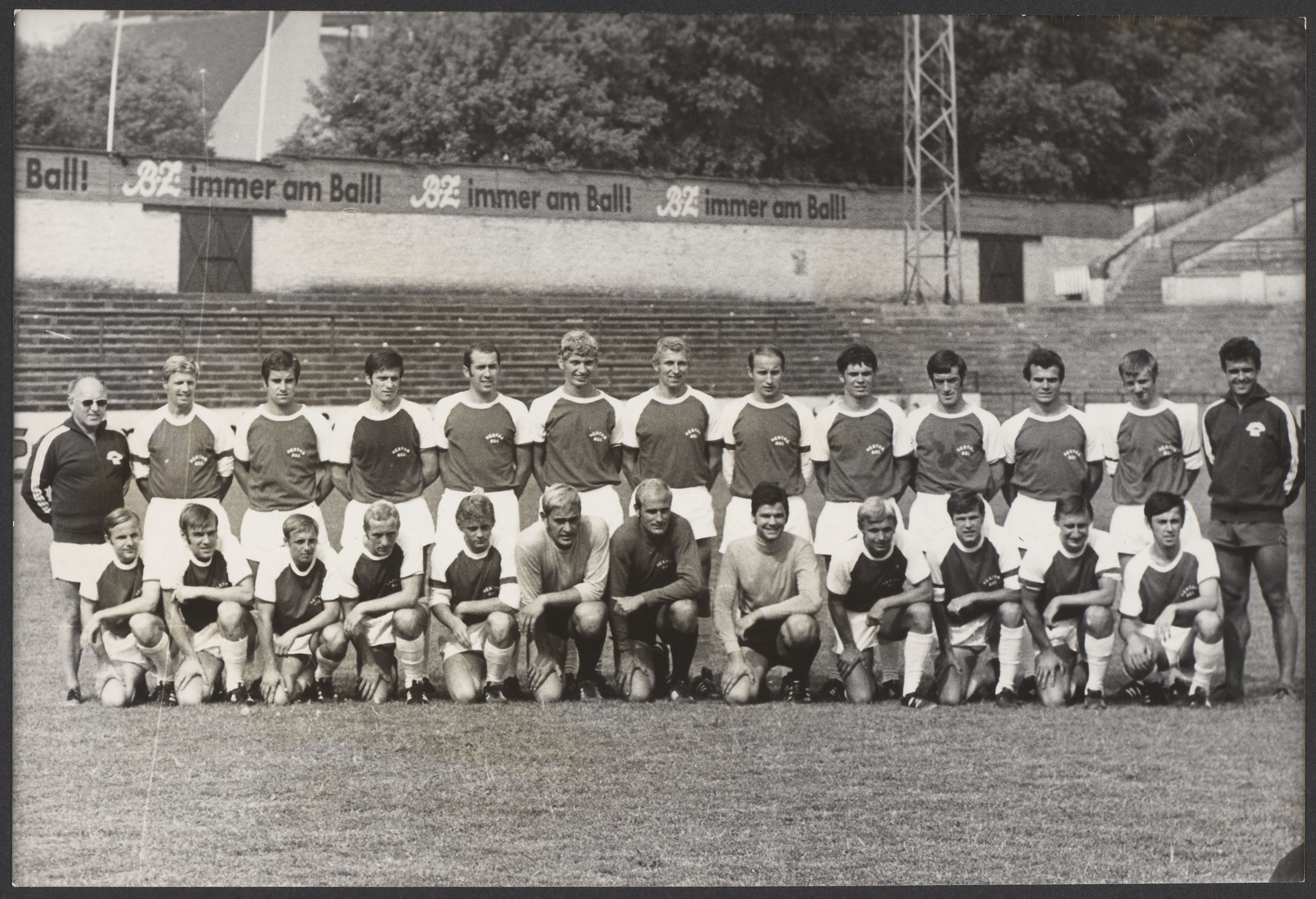 Aufstellungen: Teilnehmer: Hertha Bsc Gegen Schalke