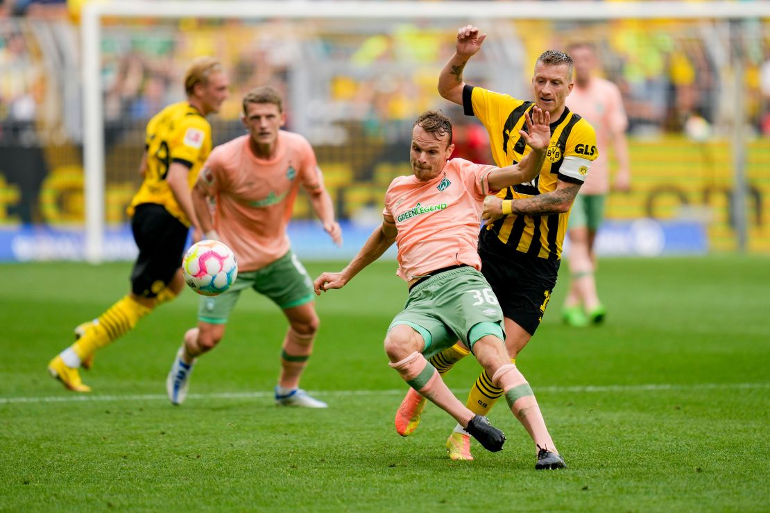 Aufstellungen: Teilnehmer: Werder Bremen Gegen Borussia Dortmund