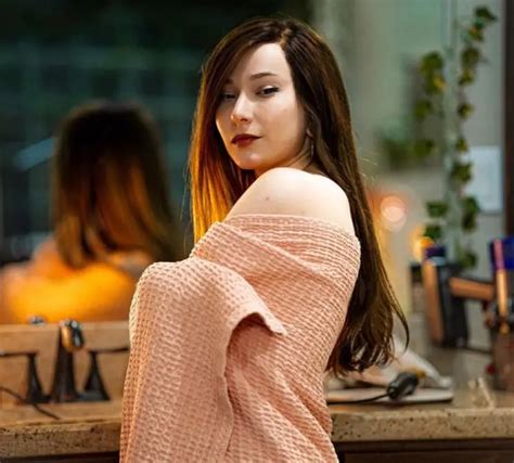 7 Tips to Enhance Your OnlyFans Content Like BigTittyGothEgg