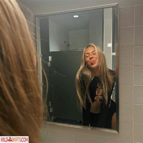 5 Ways Chloe Legler Rocks OnlyFans Content