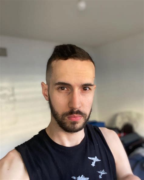 5 Secrets to Success on Emile OnlyFans