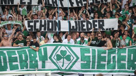 Greuther F Rth Siegt Im Frankenderby Gegen Den 1 Fc N Rnberg Der Spiegel Greuther F Rth Siegt Im Frankenderby Gegen Den 1 Fc N Rnberg Der Spiegel