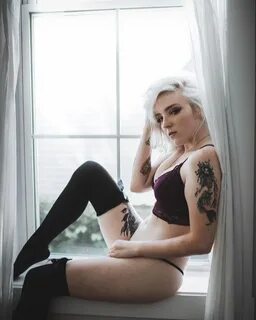 7 Secrets Behind Luna Skye's OnlyFans Success