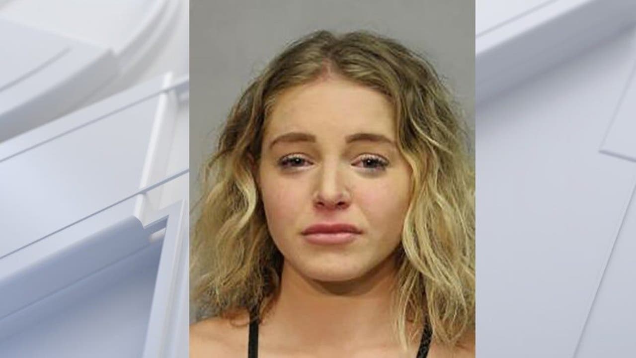 Onlyfans Model Courtney Clenney Wants Evidence In Murder Case Kept Onlyfans Model Courtney Clenney Wants Evidence In Murder Case Kept