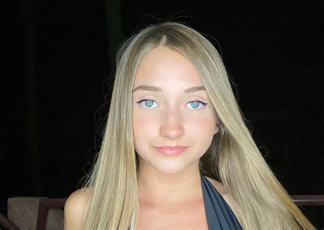 5 Ways to Engage with Skylar Mae on OnlyFans
