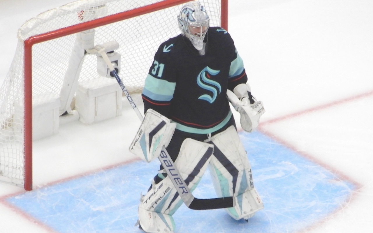 Philipp Grubauer Philipp Grubauer