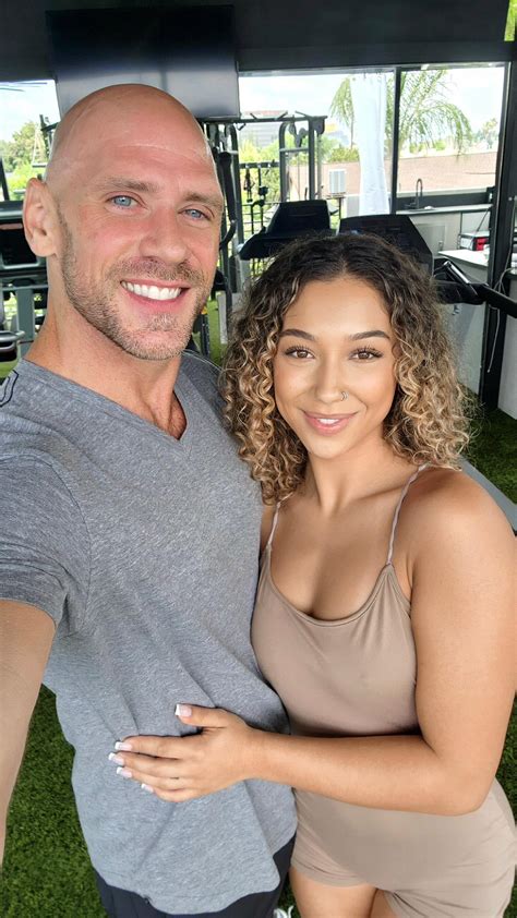 5 Ways to Support Puerto Rican Lexy on OnlyFans