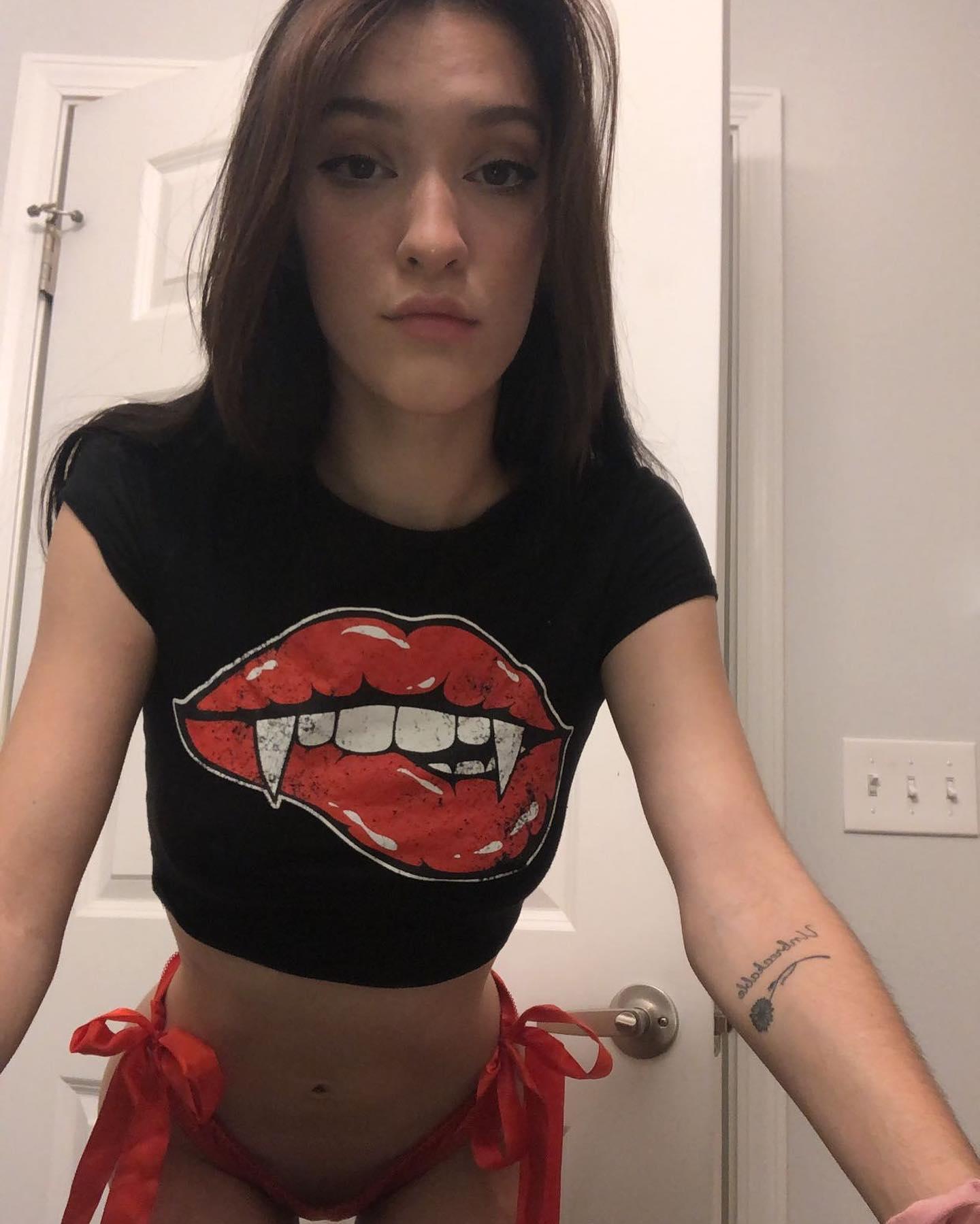 Skylar Mae Onlyfans Queen S Shocking Secrets Revealed Truth Or Fiction Skylar Mae Onlyfans Queen S Shocking Secrets Revealed Truth Or Fiction
