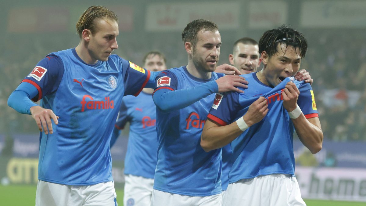 Teilnehmer: Holstein Kiel Gegen Borussia Dortmund Tabelle
