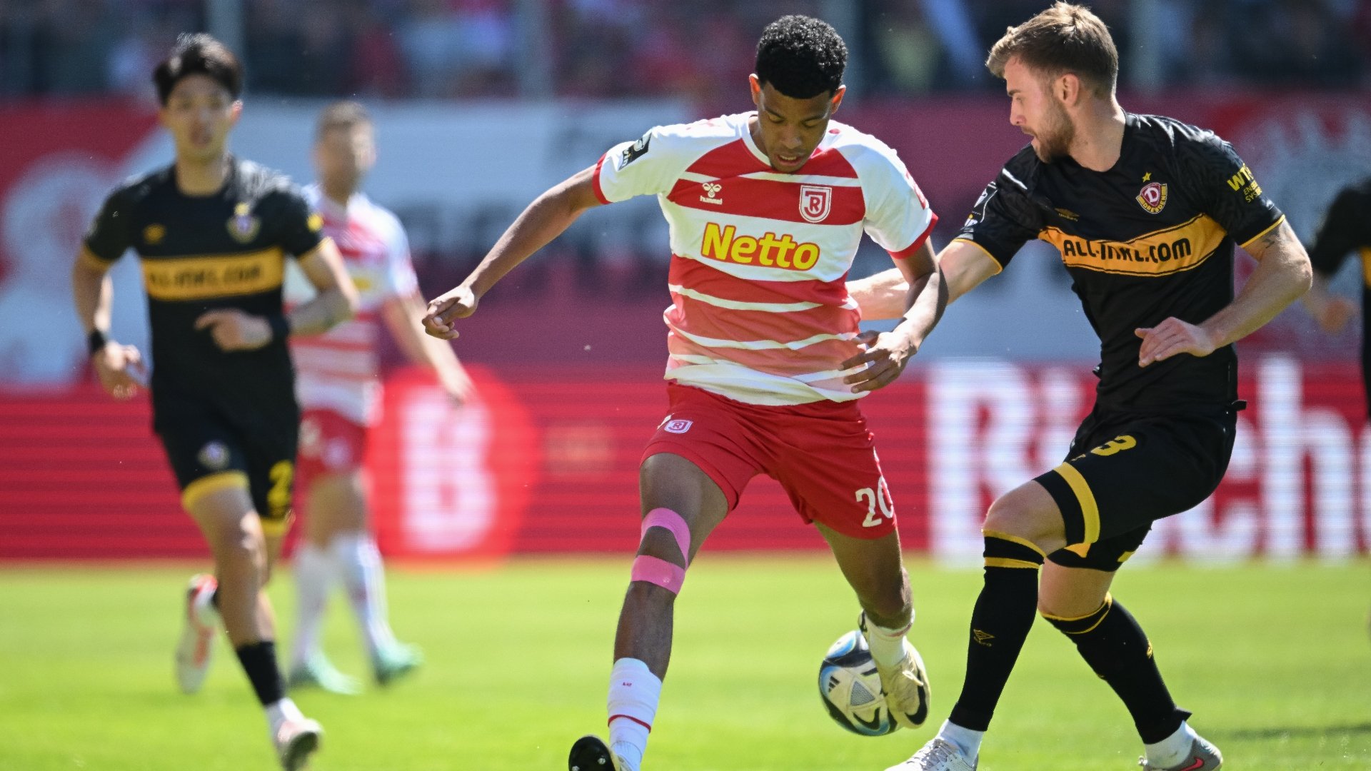 Ticker: Teilnehmer: Jahn Regensburg Gegen Sv Wehen Wiesbaden
