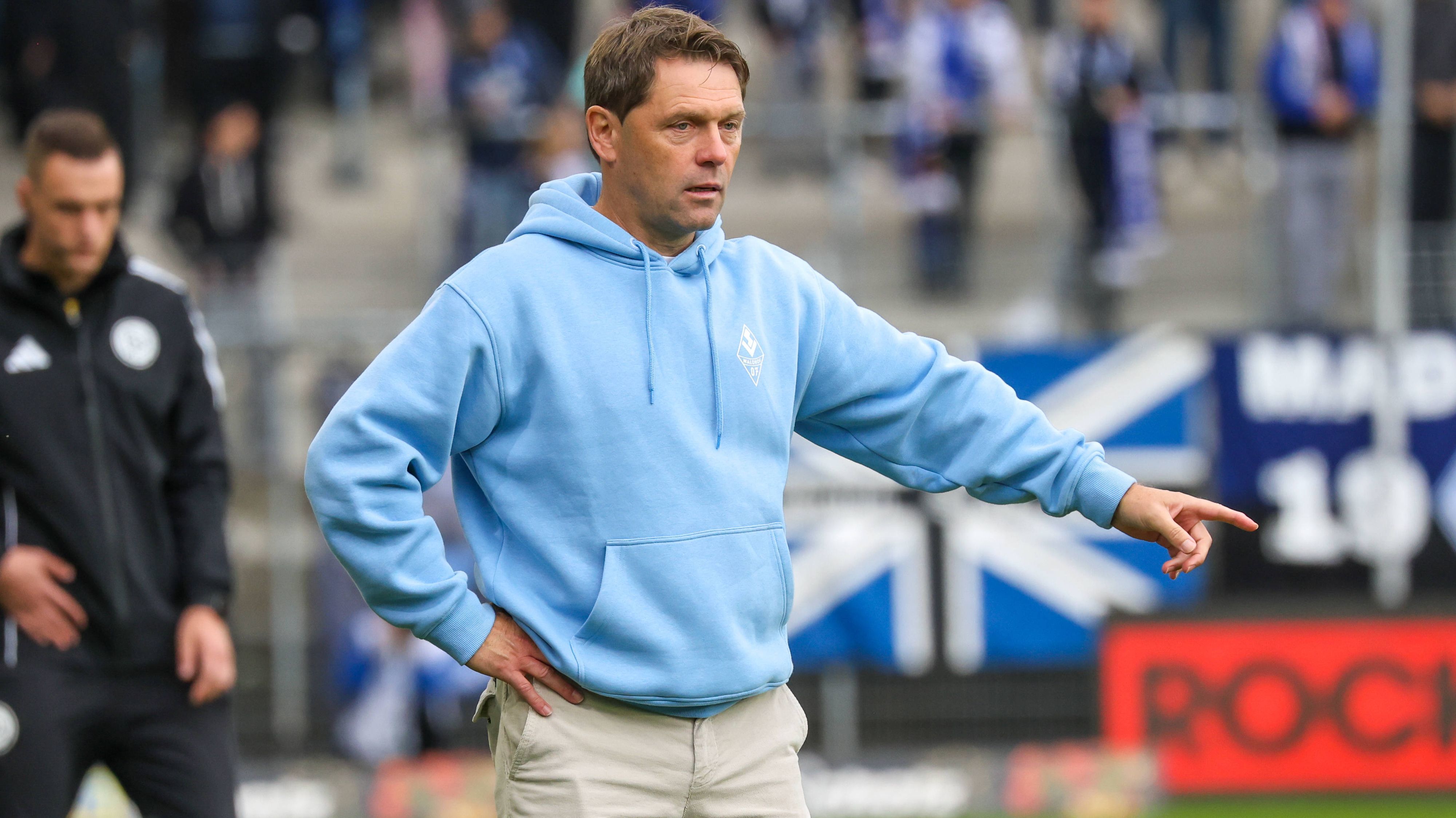 Coach Wežela Setzt Auf Defensiv Feste Formation Nach Traineranalyse