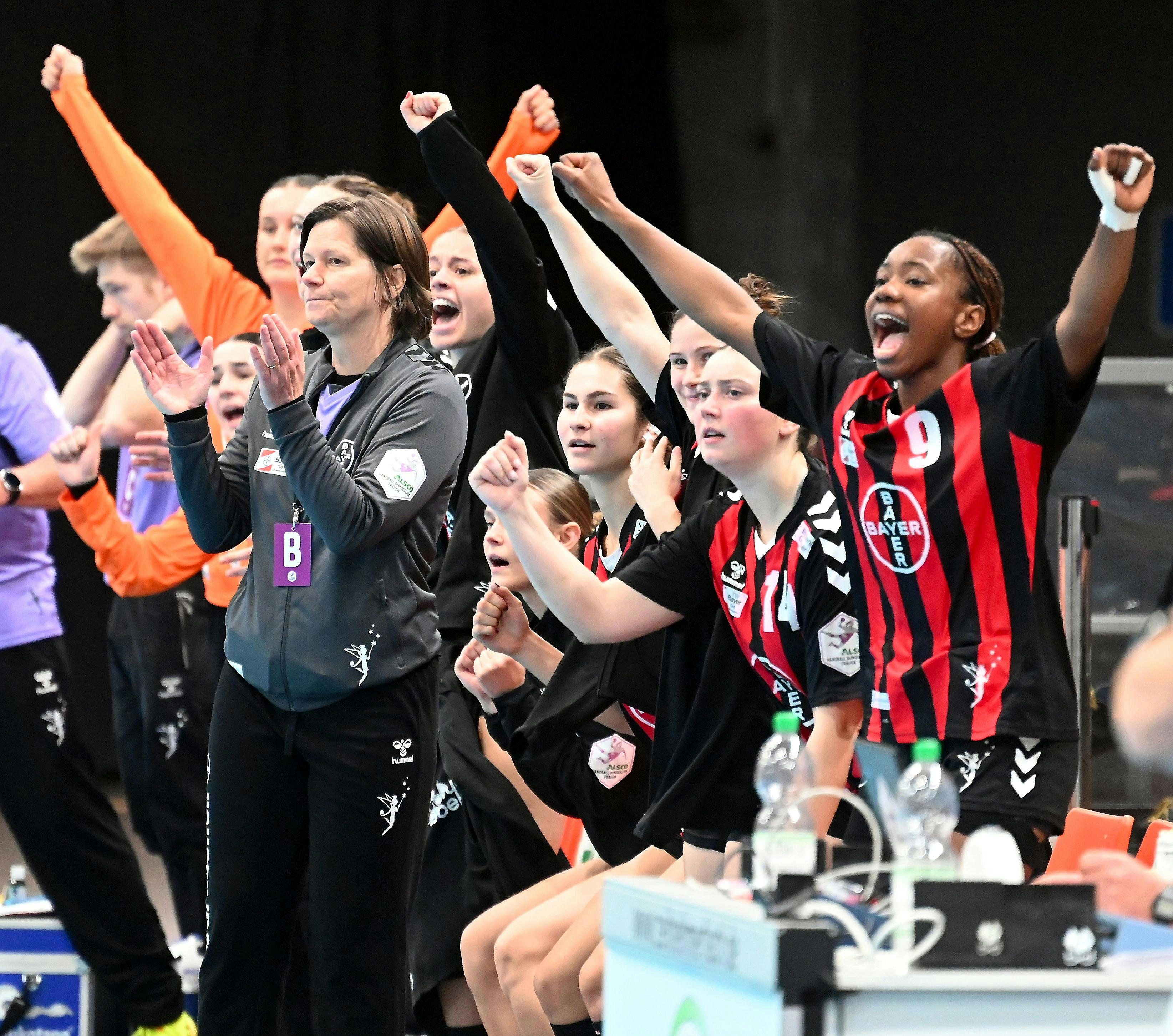 Handball: Bayer Leverkusen Leitet Match Gegen Breakthrough-Serie Mit Taktischem Drahtseilakt