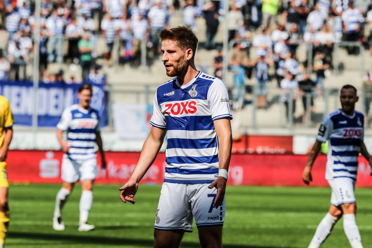 Taktik Im Fokus: Msv Duisburg Schneidet Enge Linie Gegen Schalke 04 Ii Im Zweitliga-Duell