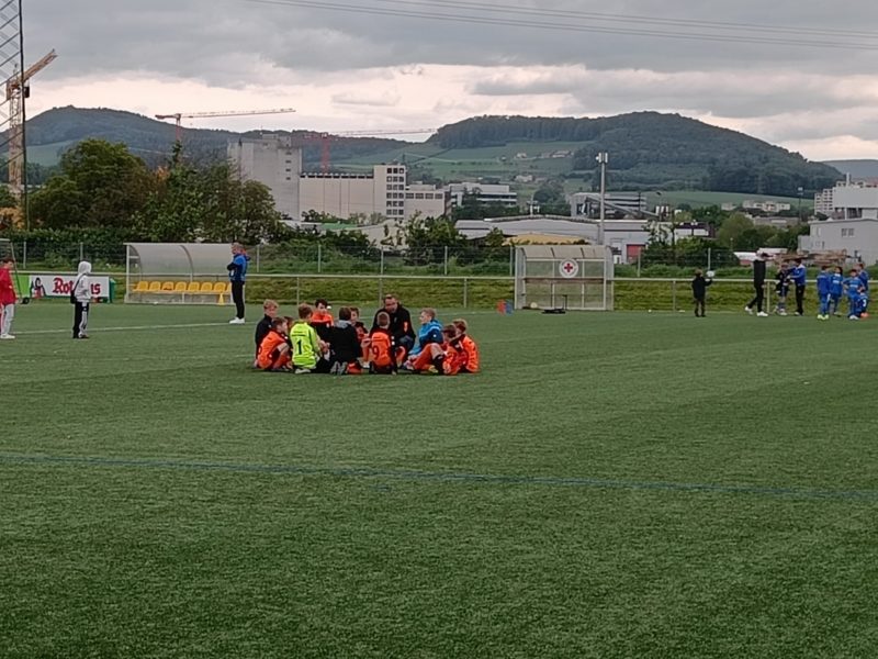 Taktikdefizit Zeigt Sich: Eintracht Frankfurt Verliert Nach Kontrolleverlust Knapp