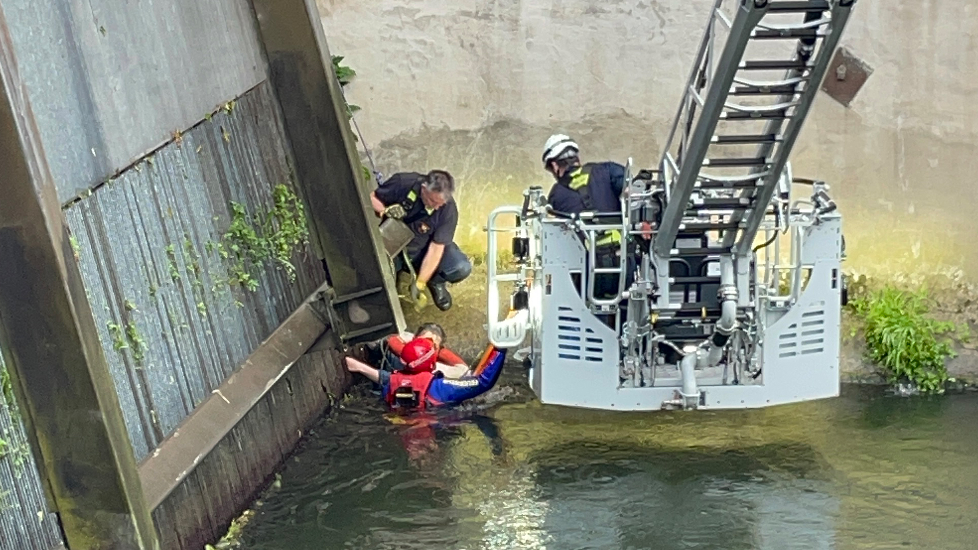 Trotz Fehlstreif Im Essen Treibt Schwarz-Weißs Kern Um Tabellenplatz Nach