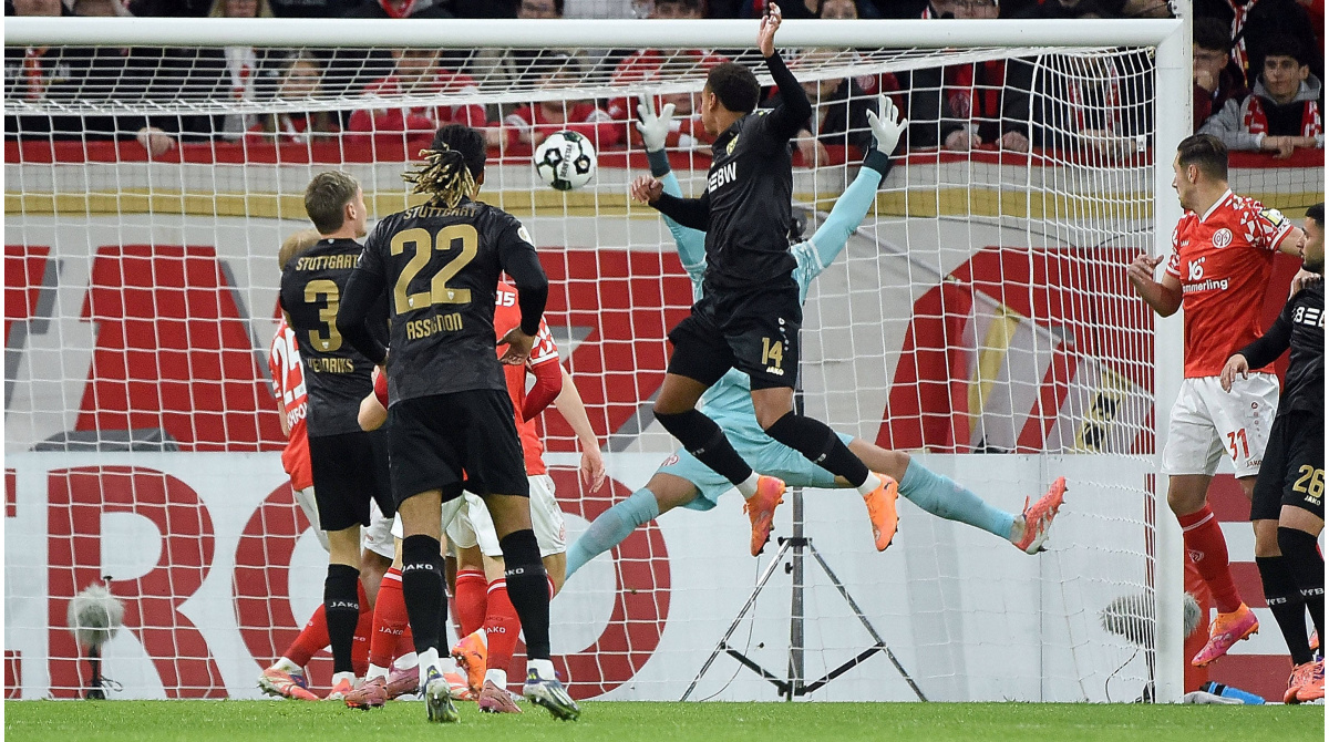 Yılmaz’ Torfeuer Bei Benfica Schockt Dueñamirándiz: Nummerucks Aufstellung Wirft Wür Studies Frage